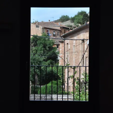 Hotel Ayllon Szálloda