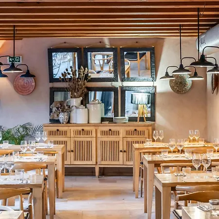 Ξενοδοχείο Hotel Ayllon