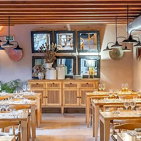Hotel Ayllon Hotel 4*